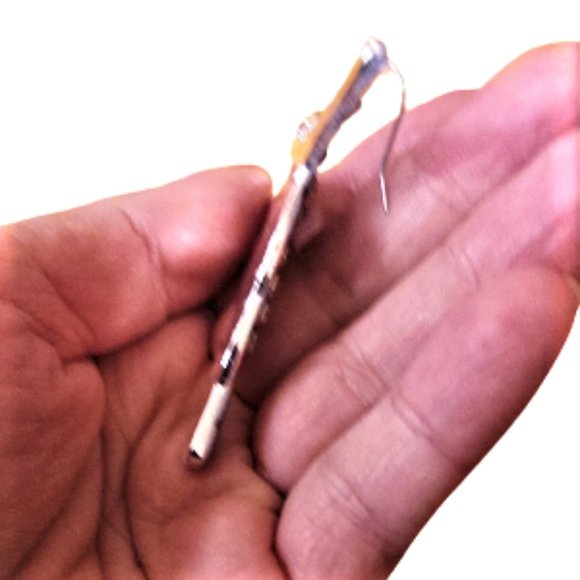 Large bull cow head Southwestern Western cow girl dangle earrings - Picture 5 of 8